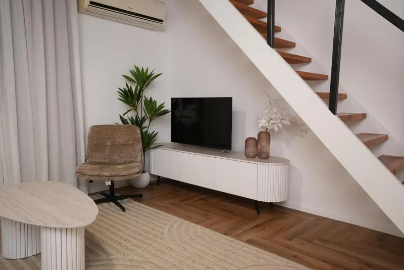 One Apartments TLV 12