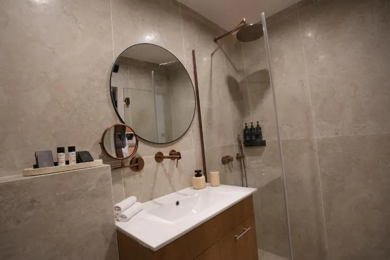 One Apartments TLV 16