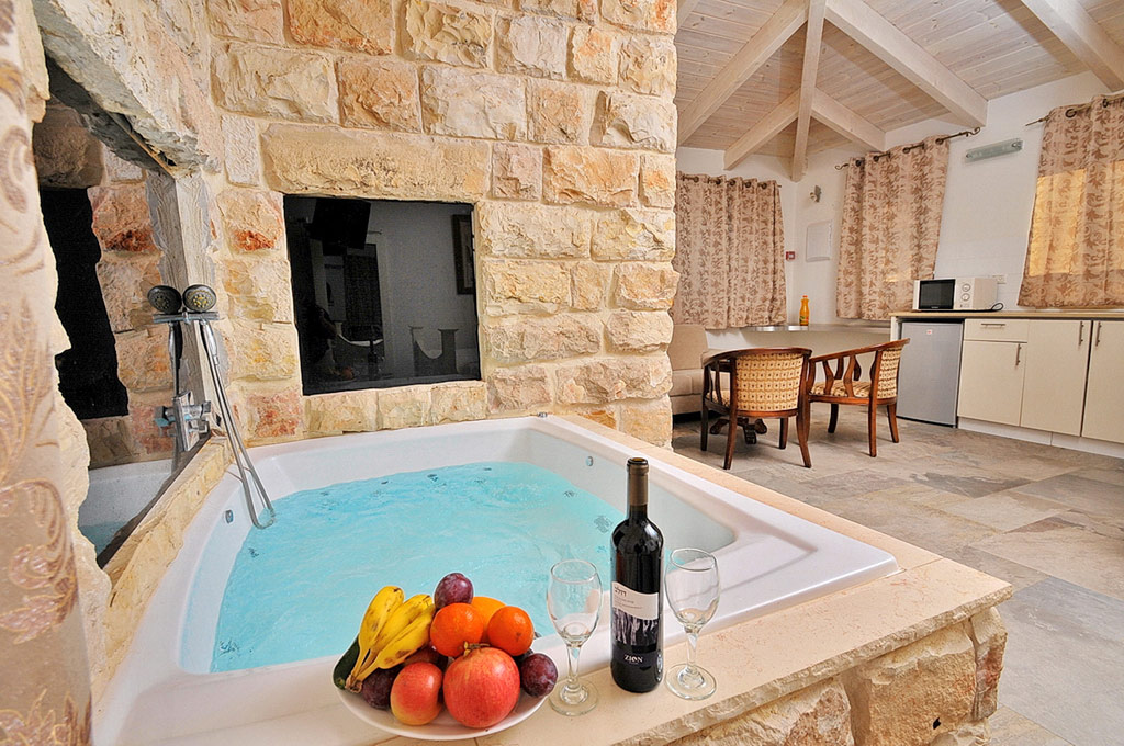 ממלכת ספיר 12