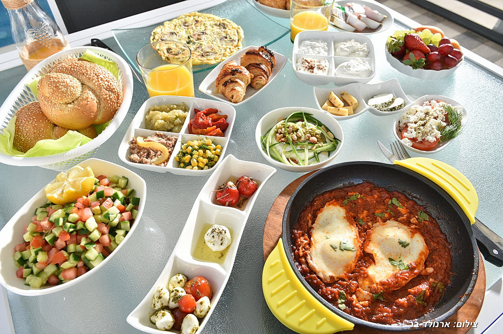 הזוהר הצפוני- אורורה 8