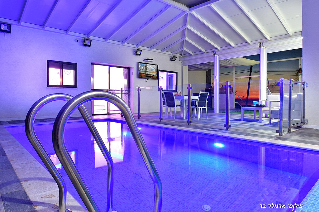 הזוהר הצפוני- אורורה 9