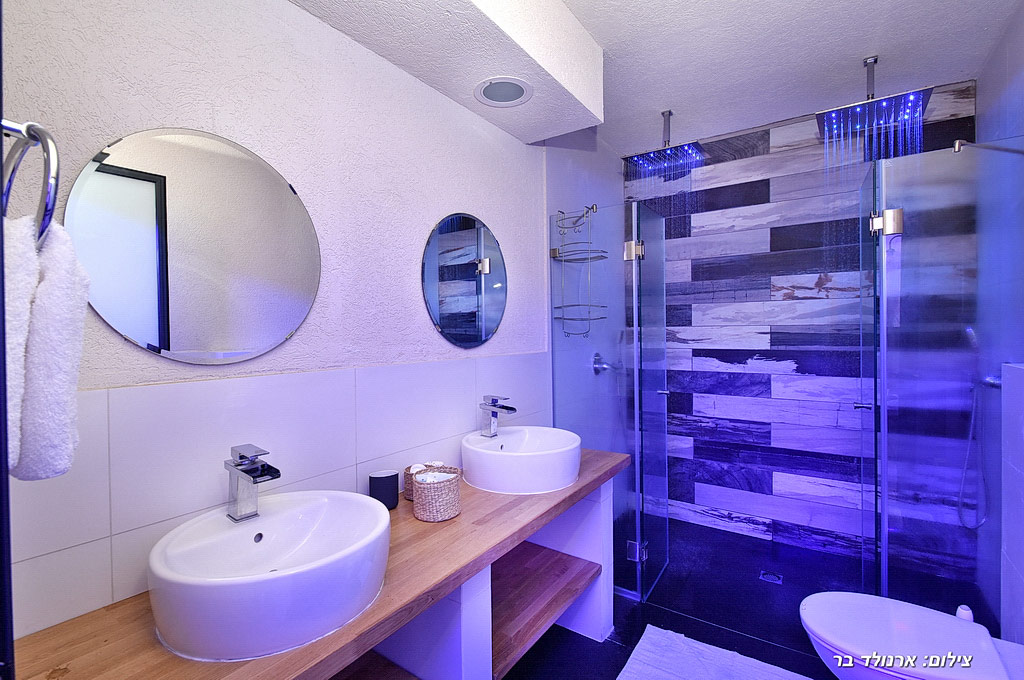 הזוהר הצפוני- אורורה 5