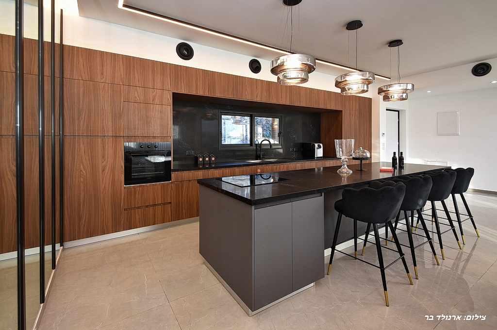 אחוזת אור השחר 7