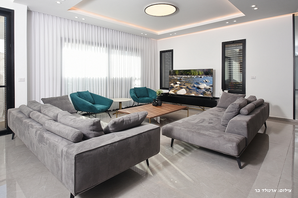 אחוזת אור השחר 14