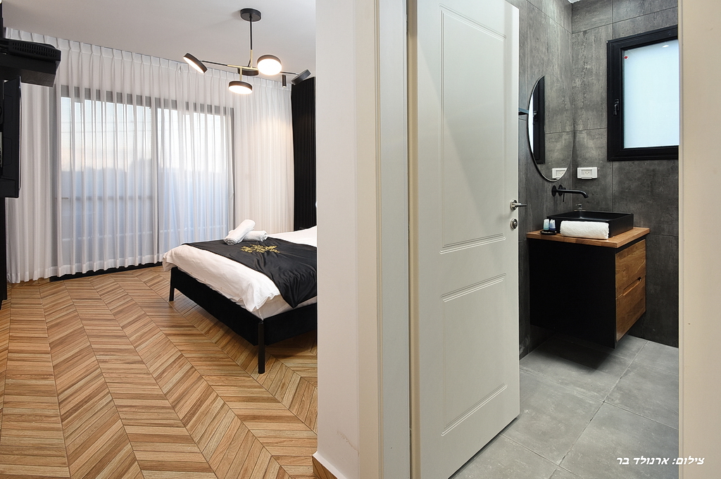 אחוזת אור השחר 21