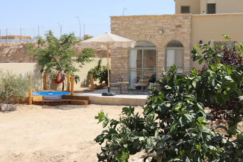 אבן על הנחל — מרחב עם 2