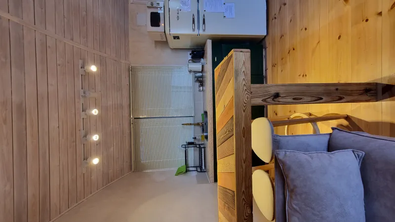 אור מדבר  — כפר אדומים 6